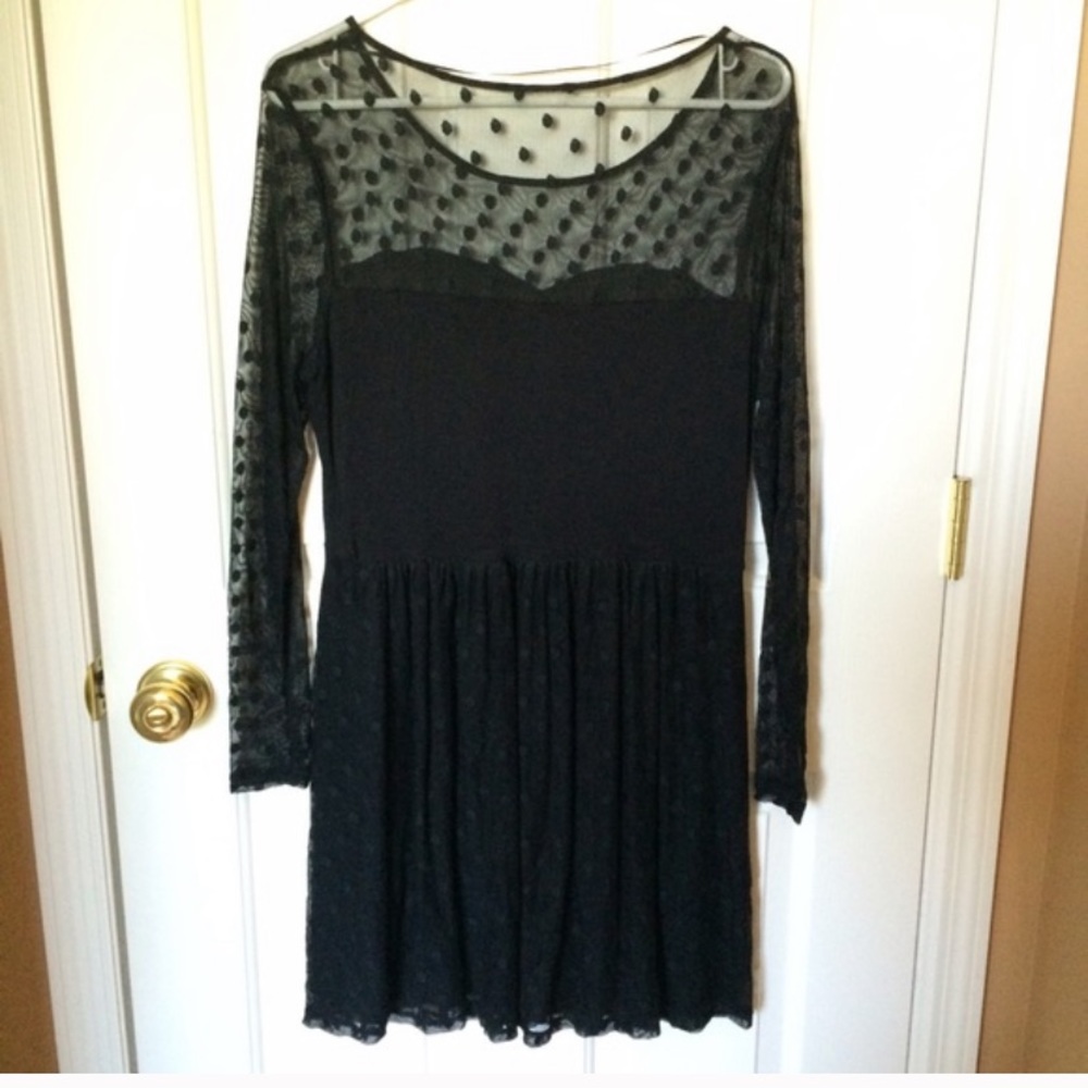 Kensie long sleeve little black dress